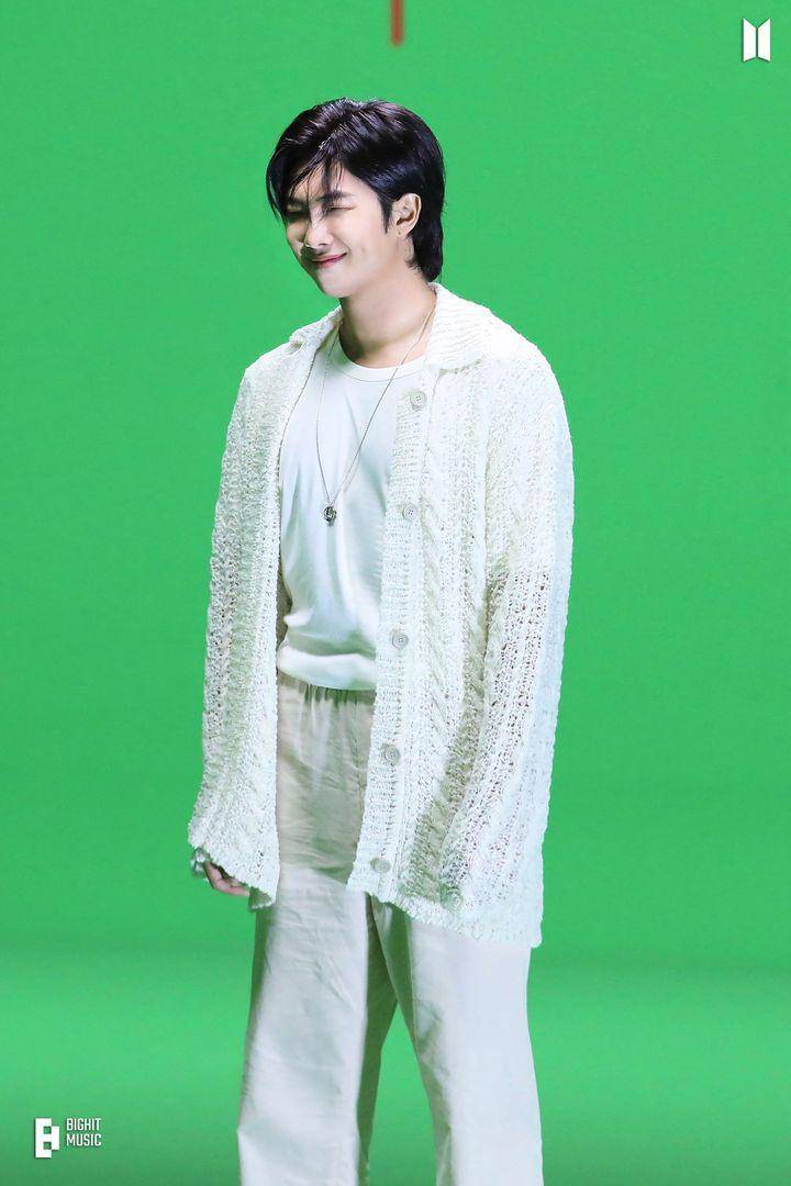 RM BTS (facebook.com/bangtan.official)