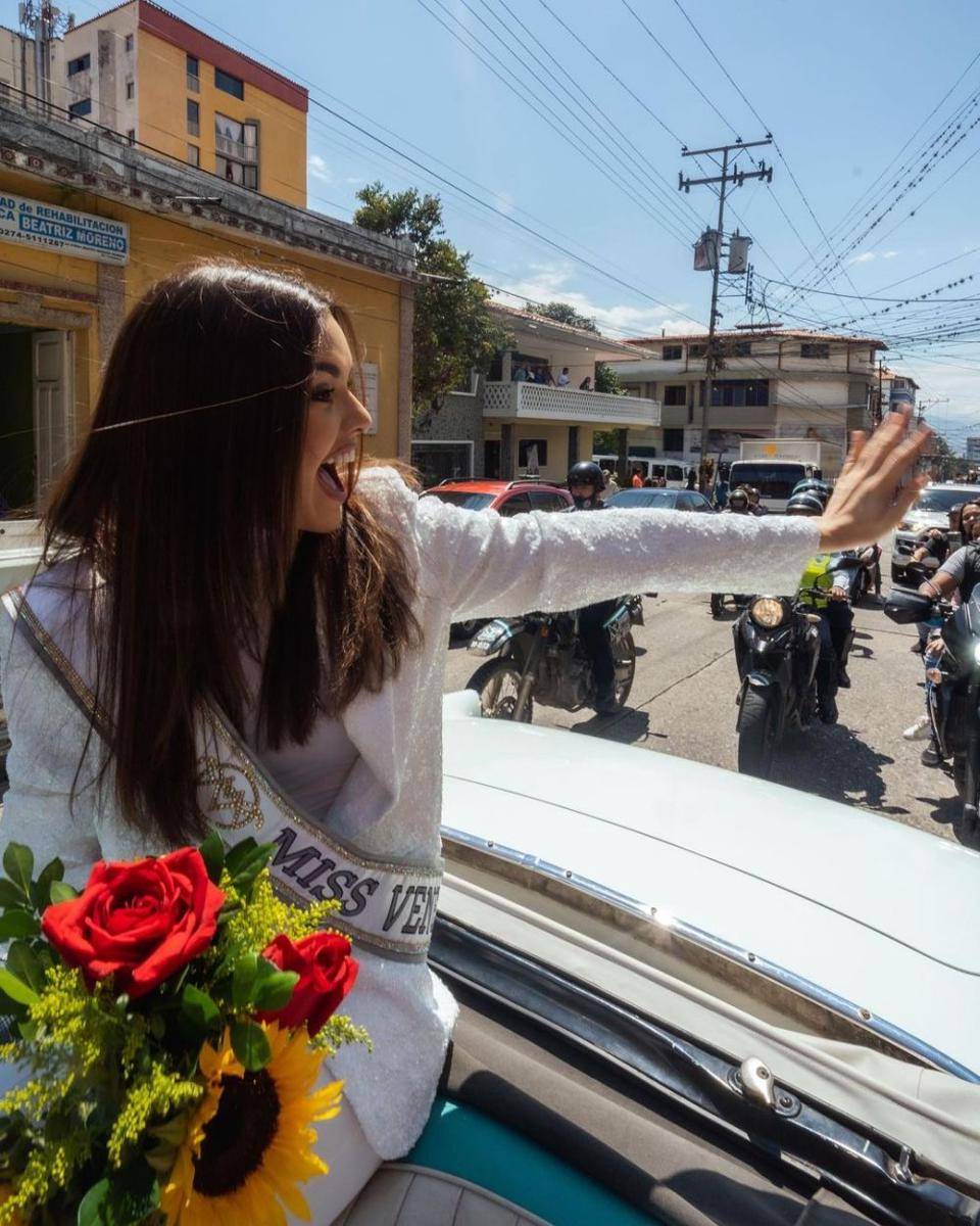 Amanda Dudamel berkeliling kota Merida (instagram.com/amandadudamel)