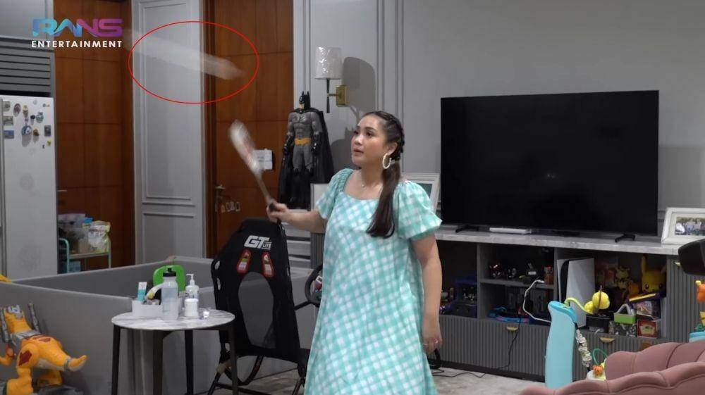 Nagita dan Raffi badminton (YouTube.com/rans entertainment)