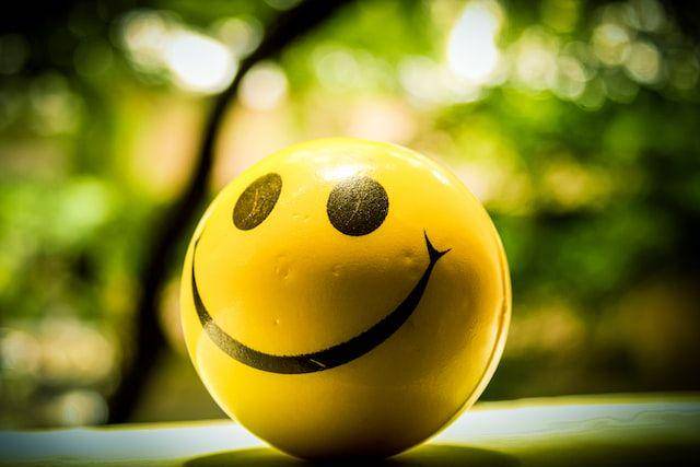 Emoji 😊 Artinya 