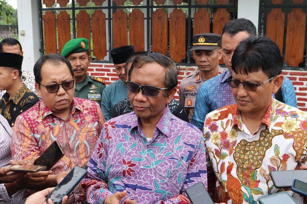 Menteri Koordinator Bidang Politik, Hukum dan Keamanan, Mahfud MD ketika mengomentari Indeks Persepsi Korupsi (IPK) Indonesia yang jeblok. (Dokumentasi Polhukam)