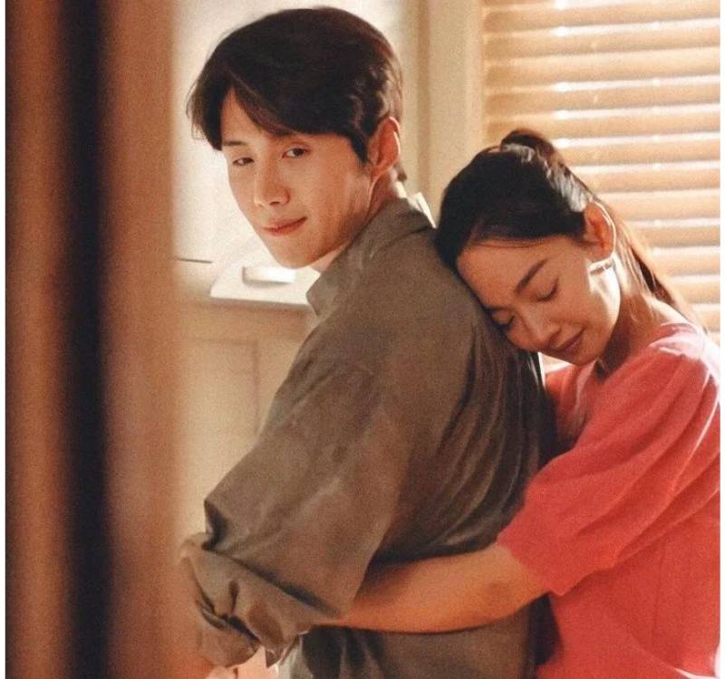 Aktor Kim Seon-ho berperan sebagai Hong Du-shik di Hometown Cha Cha Cha (Instagram.com/hometown.chachacha)