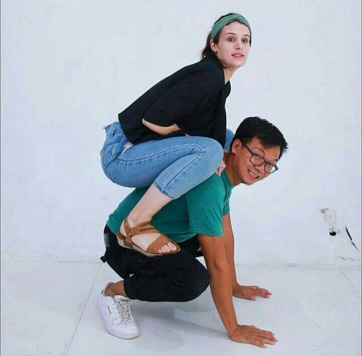 istri bule YouTuber Indonesia di luar negeri (insatagram.com/vigus.vio)