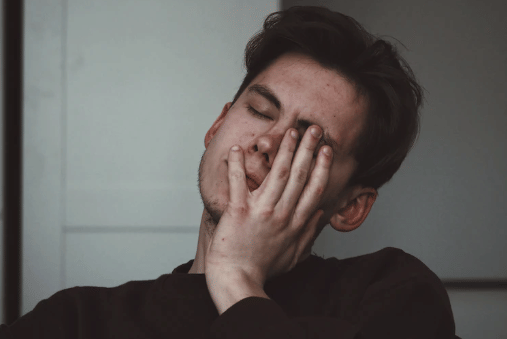 ilustrasi sedih (Unsplash.com/Adrian Swancar)