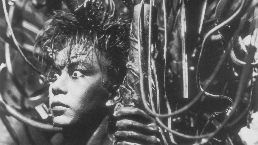 cuplikan film Tetsuo, the Iron Man (dok. K2 Spirit/Tetsuo, the Iron Man)
