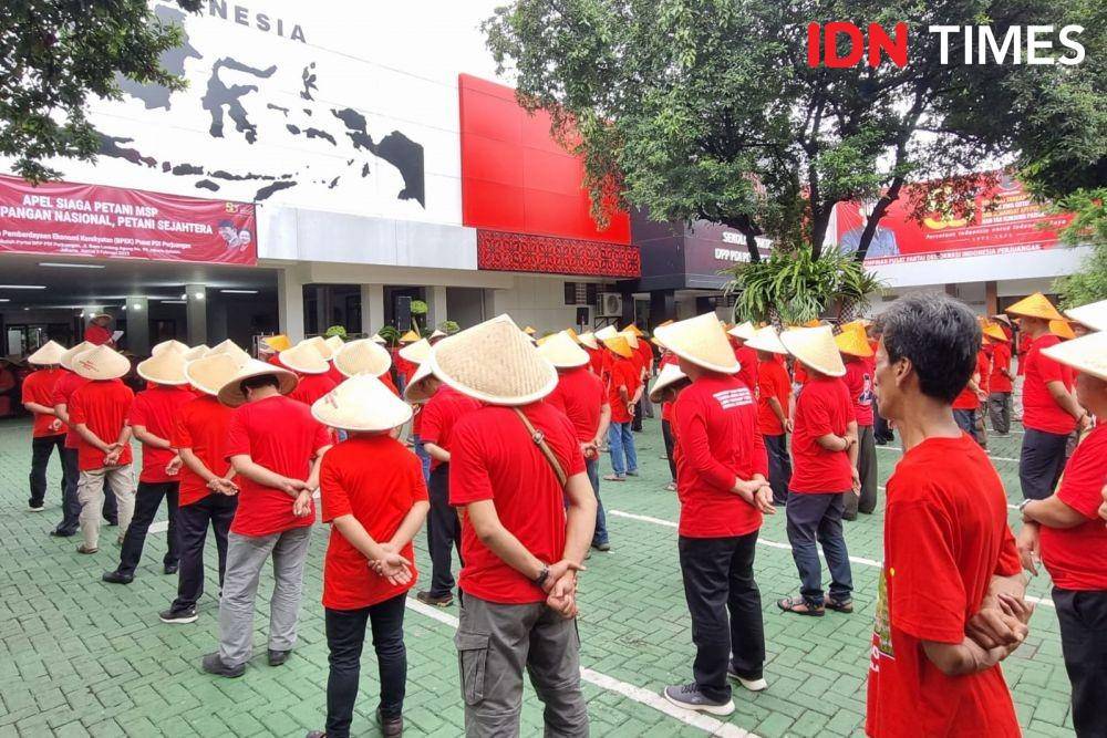 Apel Mari Sejahtera Petani di Sekolah Partai PDIP, Jakarta Selatan, Jumat (3/2/2023). (IDN Times/Ilman Nafi'an)