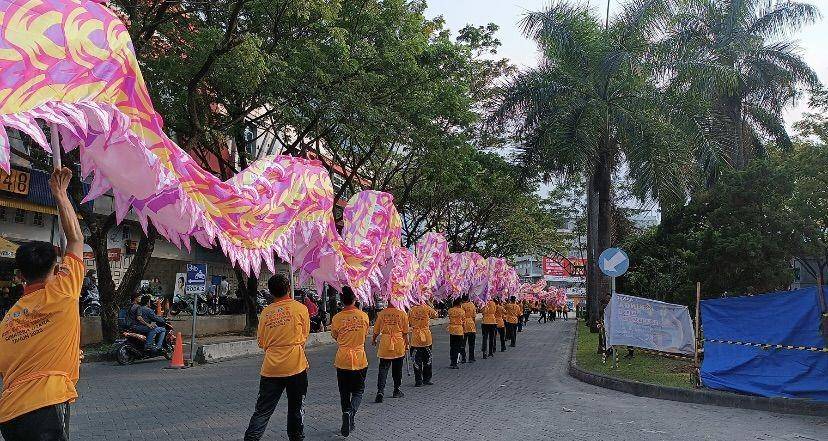 Suasana atraksi liong di Vihara Maitreya Medan (Dok. Istimewa)