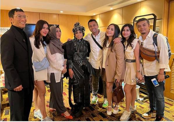 Raffi nonton konser Melly (Instagram.com/raffinagita1717)