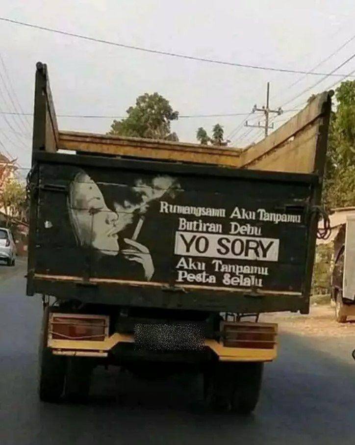 kata-kata galau di belakang truk (instagram.com/onecak)