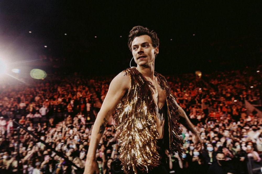 5 Quotes dari Konser Harry Styles Ini Bisa Jadi Obat Terapis Kamu