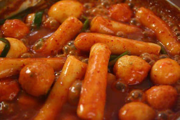 Tteokbokki (YouTube.com/Maangchi TV)