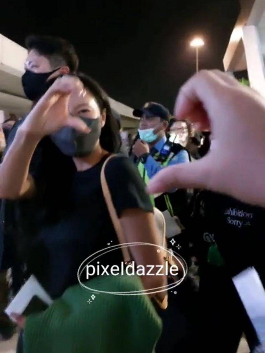 Hwasa MAMAMOO di Bandara Soekarno Hatta Jumat (3/2/2023) (twitter.com/pixeldazzle)