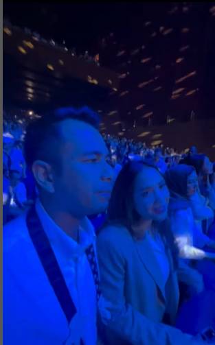 Raffi nonton konser Melly (Instagram.com/raffinagita1717)