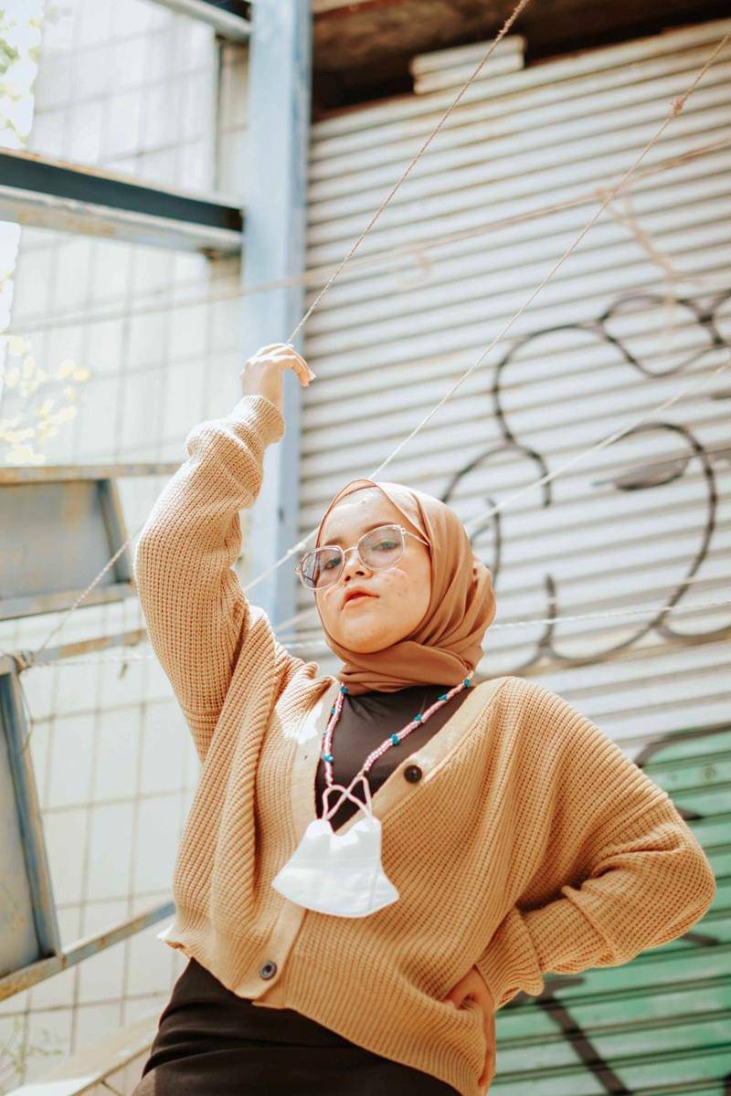 ilustrasi cardigan(pexels.com/id-id/@muhammad-dzaki-zaidan-23516854)