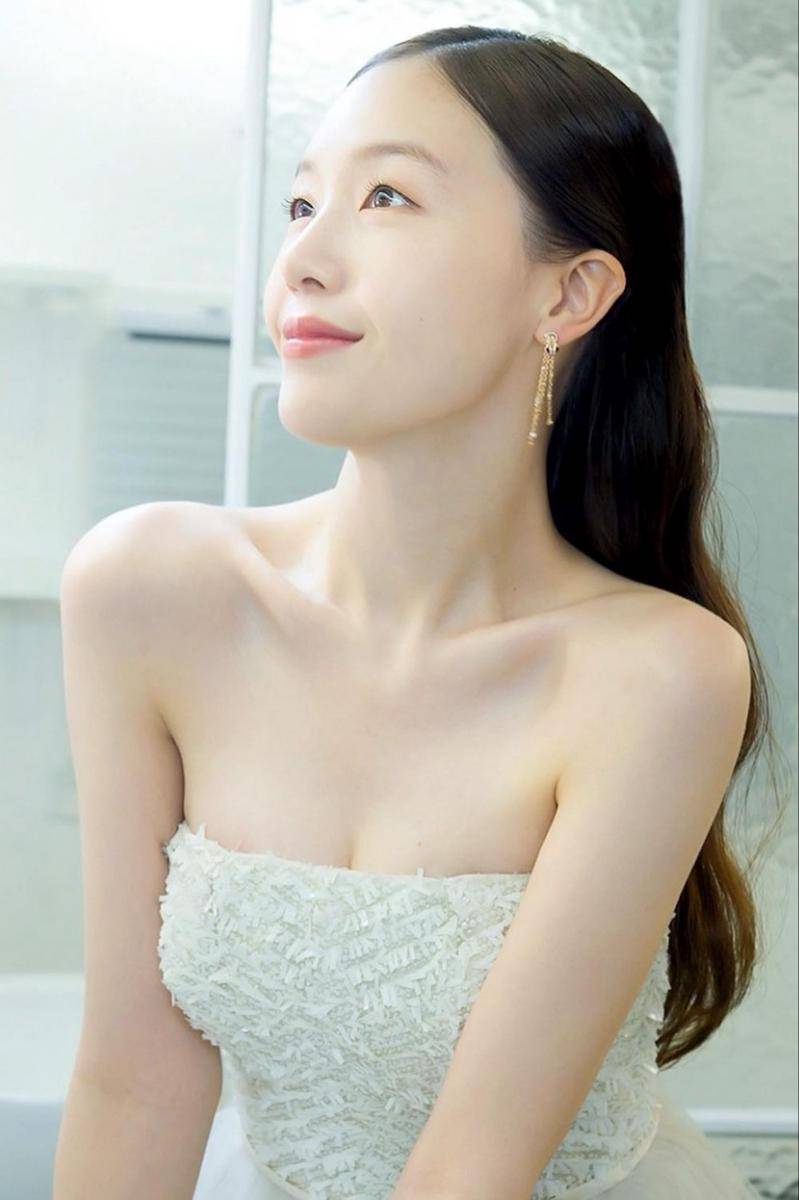 Bang Min Ah (instagram.com/bbang_93)