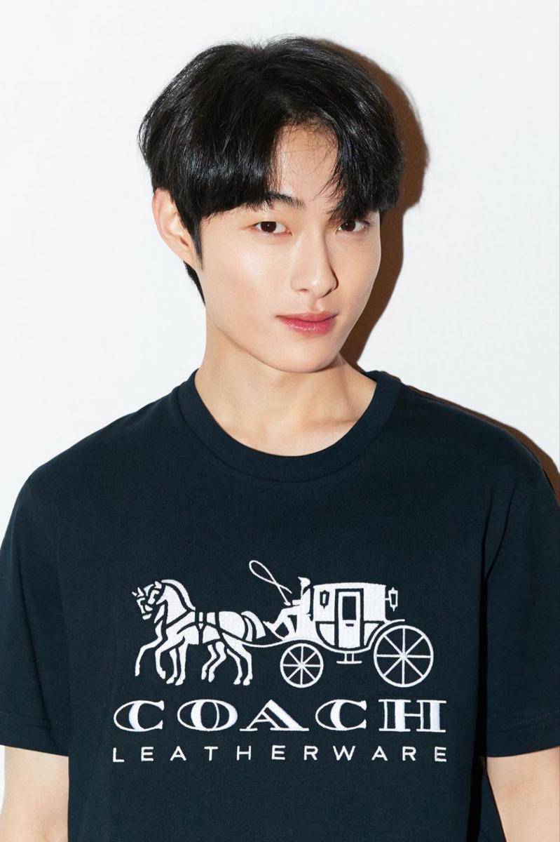 Yoon Chan Young (instagram.com/yooncy1)