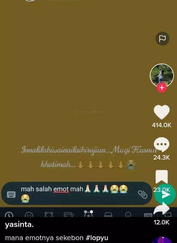 momen salah pilih emoticon (twitter.com/convomf)