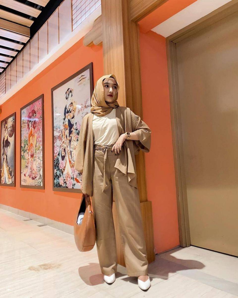 mix and match brownie outfit ala Thafanya Sabila (instagram.com/thafanyads)