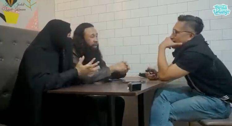 Fakta suami Peggy Melati Sukma (Youtube.com/cerita untungs)