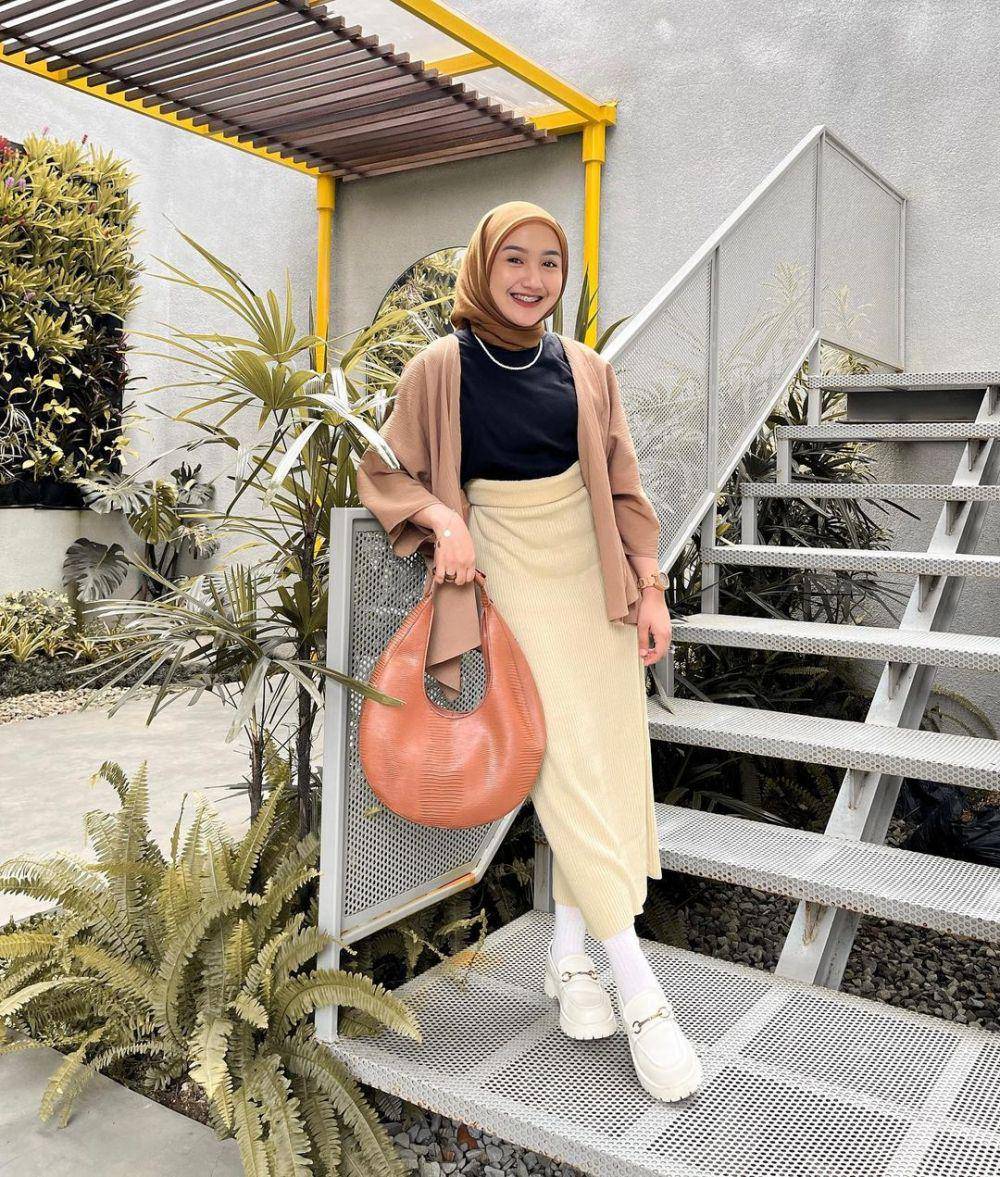 mix and match brownie outfit ala Thafanya Sabila (instagram.com/thafanyads)