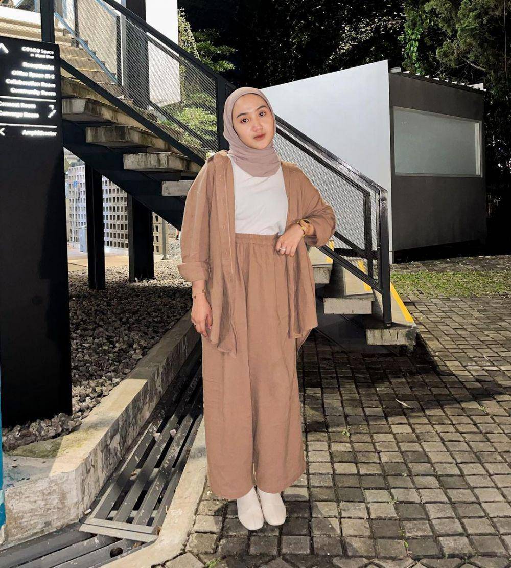 mix and match brownie outfit ala Thafanya Sabila (instagram.com/thafanyads)