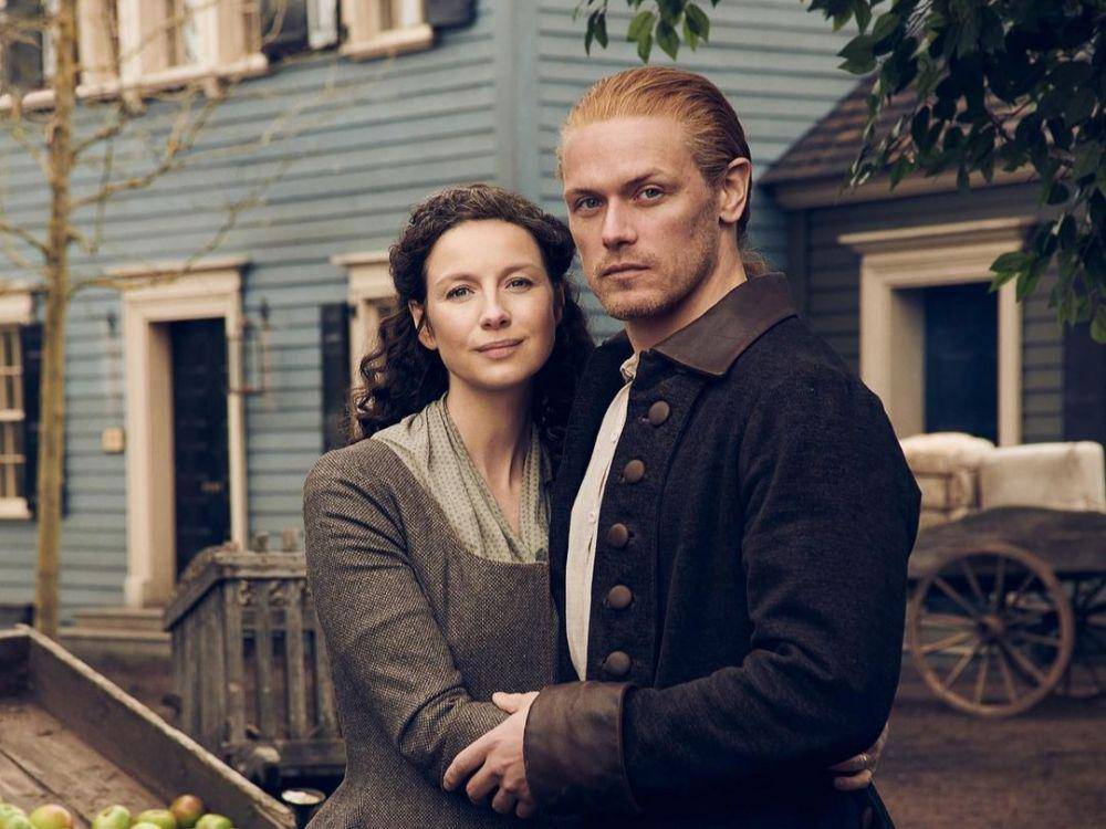Caitríona Balfe dan Sam Heughan di serial Outlander (instagram.com/outlander_starz)