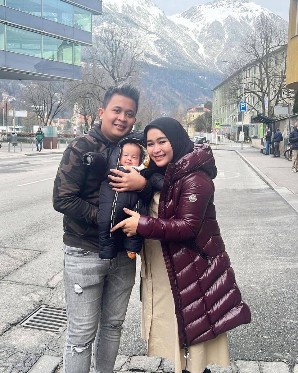 potret liburan keluarga Syifa Nuraini (instagram.com/syifaasyifaaa)