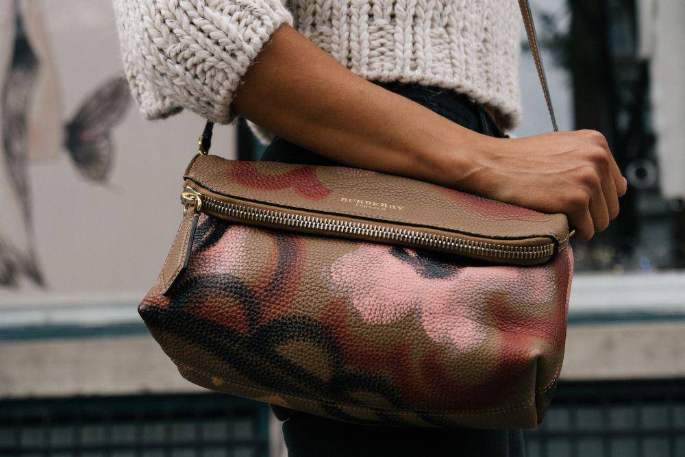 Tas (unsplash.com/Sai De Silva)