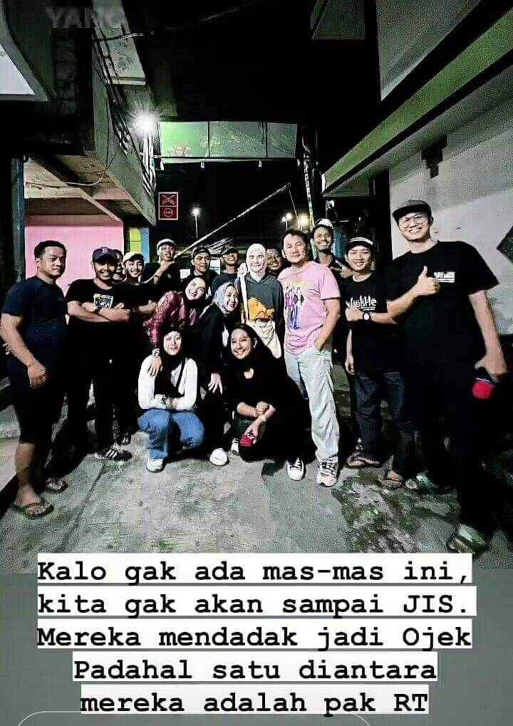 perjuangan Hanung Bramantyo nonton Dewa 19 (instagram.com/hanungbramantyo)