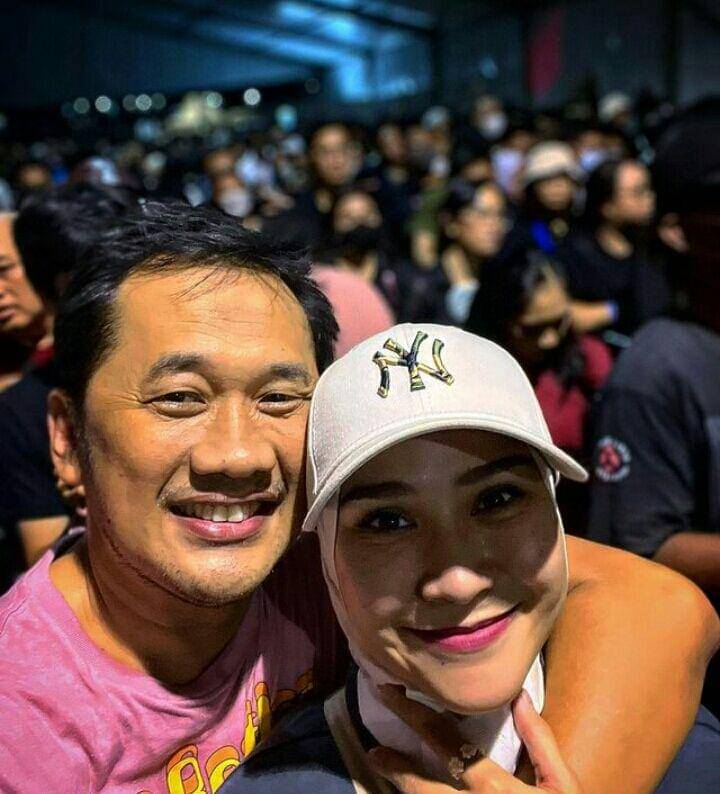 perjuangan Hanung Bramantyo nonton Dewa 19 (instagram.com/hanungbramantyo)