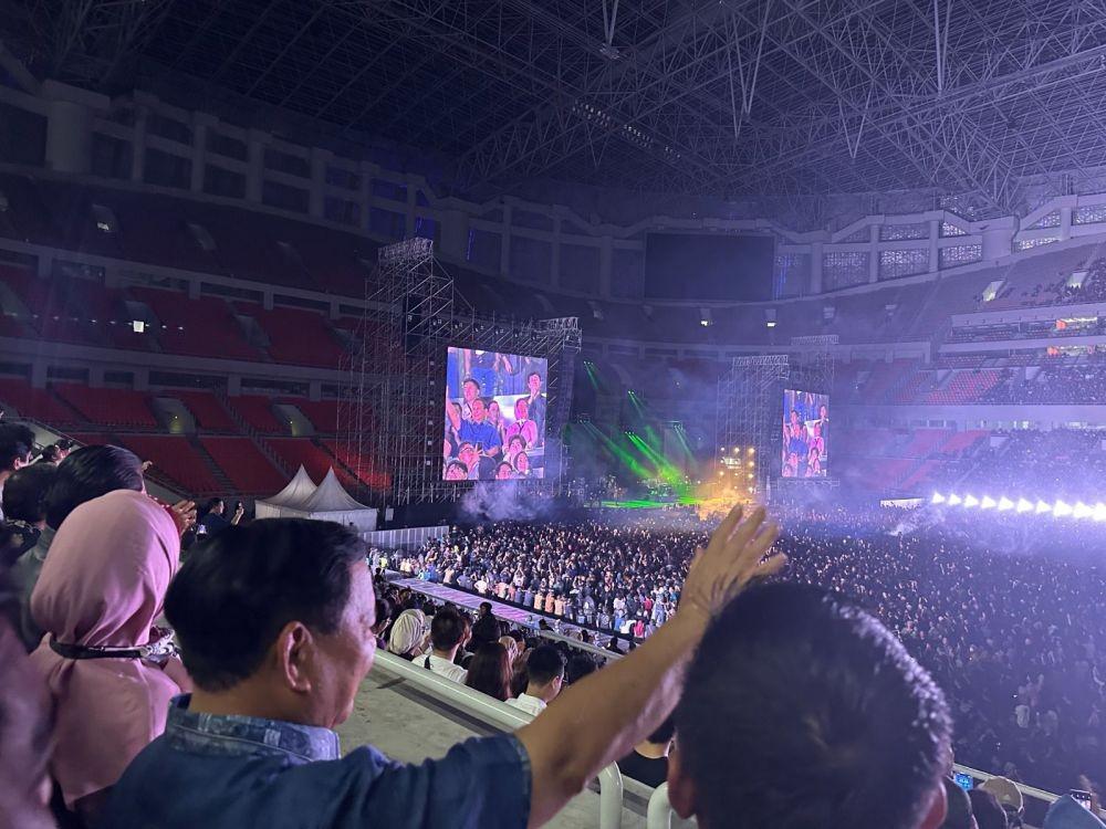 Nonton Konser Dewa 19 di JIS, Prabowo Larut Saat Dengar Roman Picisan