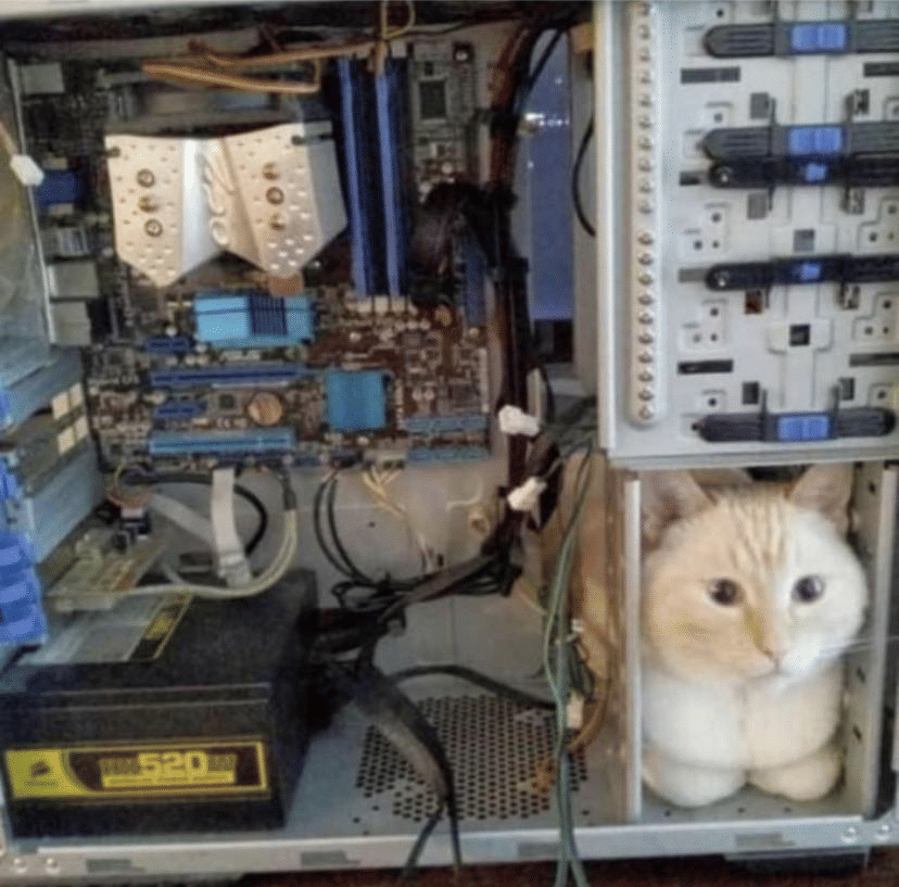 potret desain komputer paling nyeleneh (twitter.com/f***eduppcs)