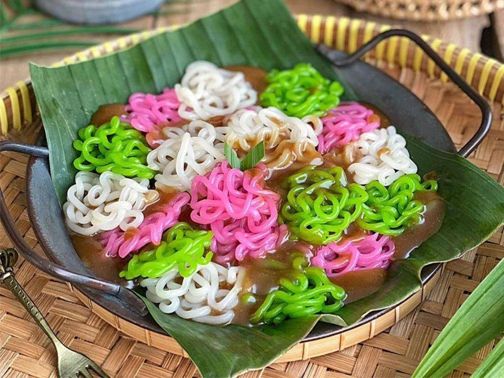 putu mayang (instagram.com/linagui.kitchen)