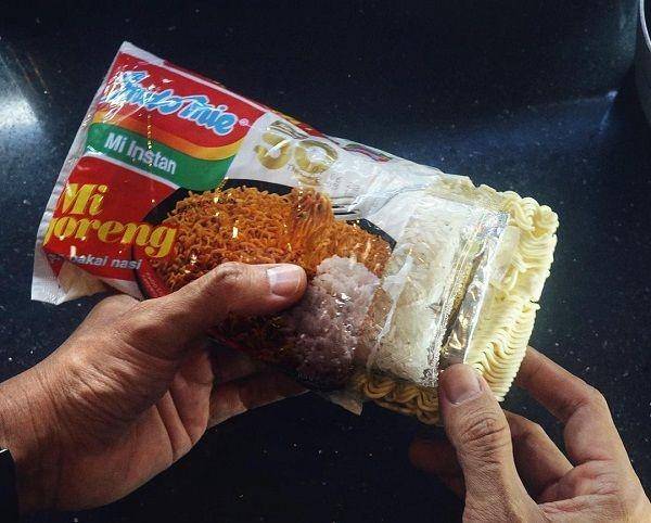 Indomie nasi (instagram.com/tigabelas)