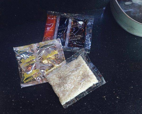 Indomie nasi (instagram.com/tigabelas)