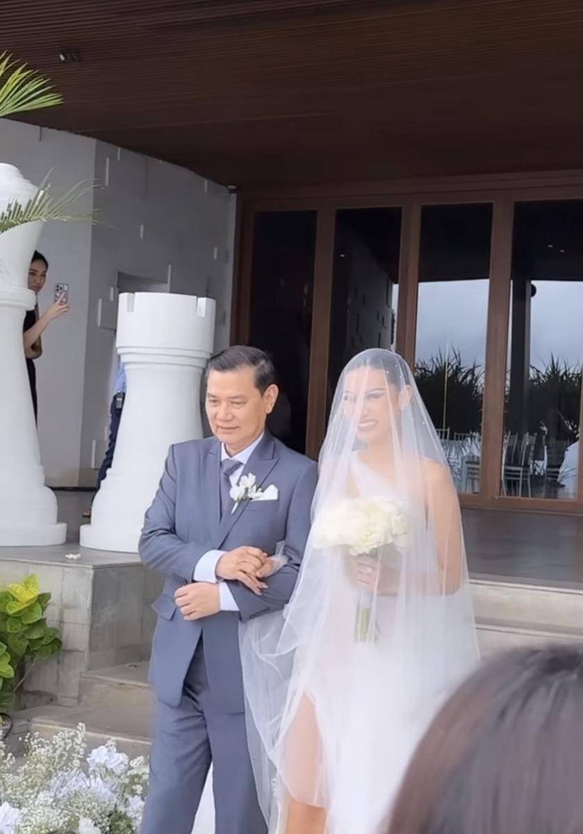 momen pernikahan Patricia Gouw (instagram.com/carendelano)
