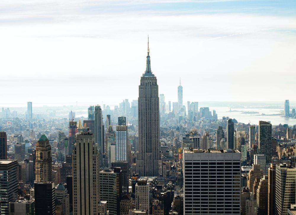 Empire State Building (pexels.com/@victor-larracuente)