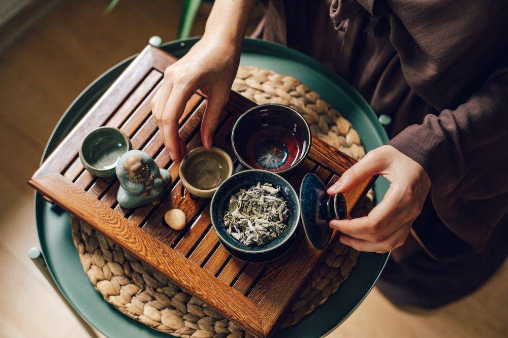 ilustrasi obat tradisional (pexels.com/ROMAN ODINTSOV)