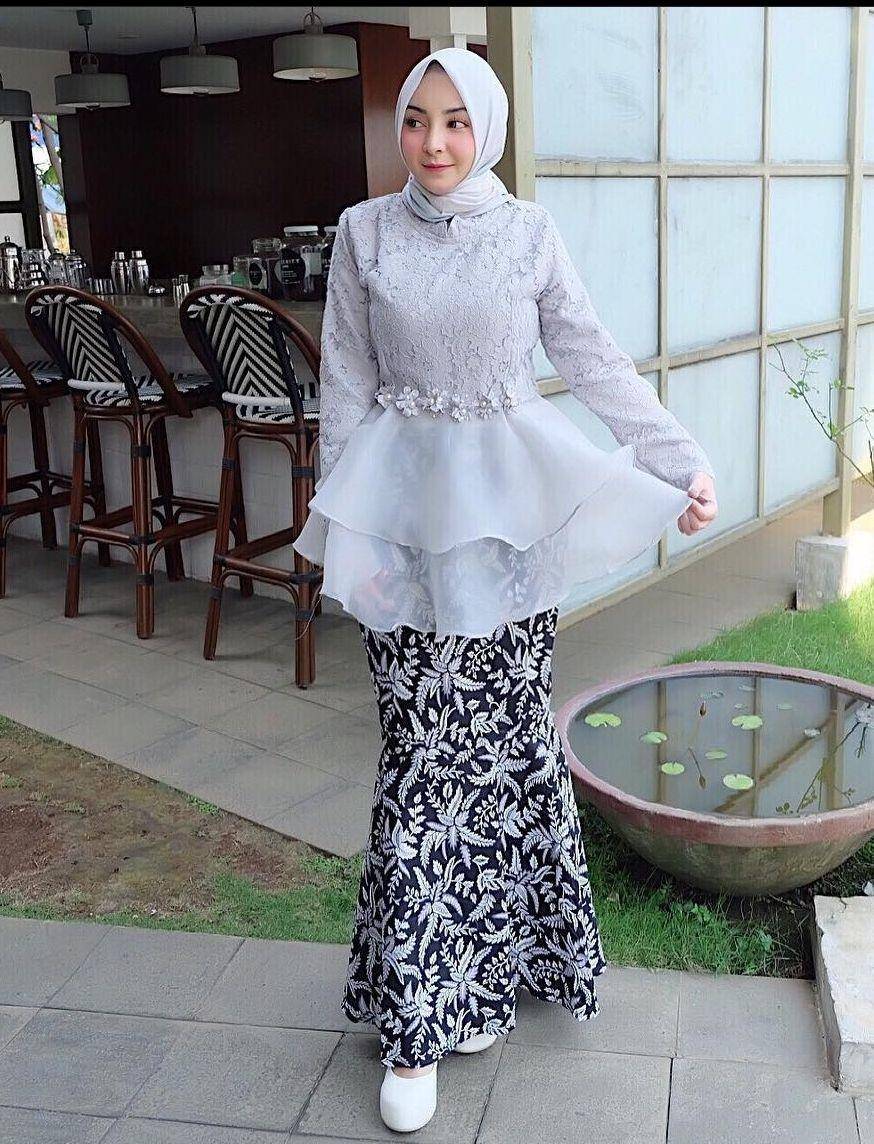 OOTD kondangan Nabila Bella (instagram.com/nabilabellai_)