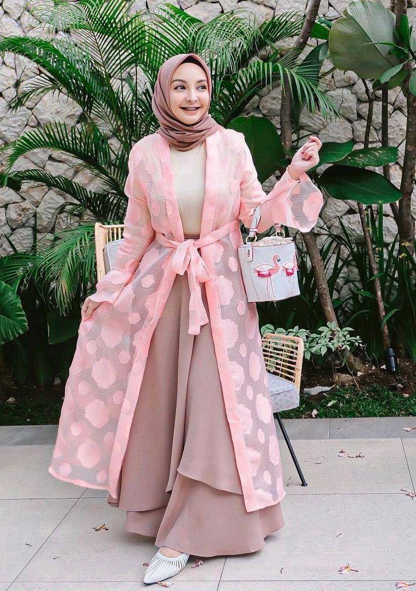 OOTD kondangan Nabila Bella (instagram.com/nabilabellai_)