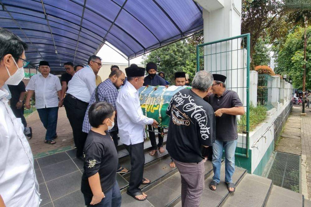 Pemakaman eks Sekjen PSSI, Nugraha Besoes, di Menteng Pulo (dok. Kemenpora)