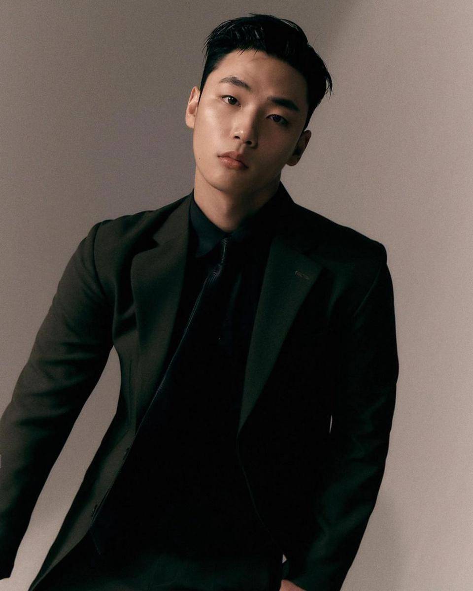 Lee Min Jae (instagram.com/__minnjaee_)