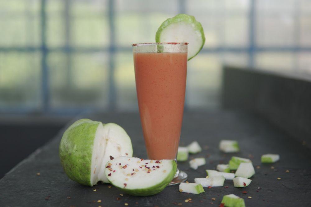 7 Cara Membuat Jus Jambu Segar dan Sehat, Bisa buat Sarapan