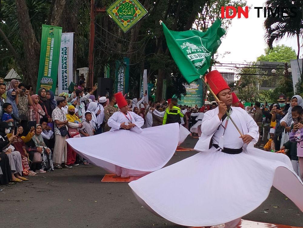 Menari Sufi Mengendapkan Emosi