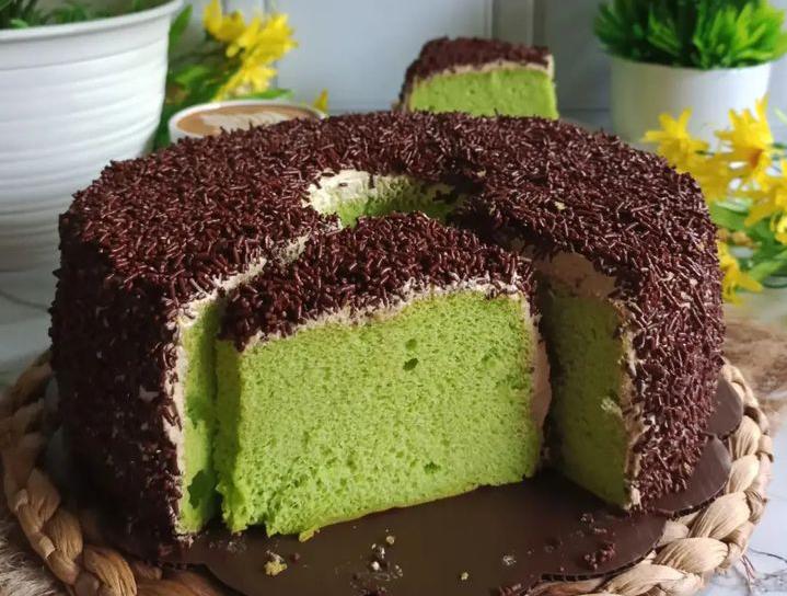 Resep Chiffon Pandan Meses, Kue Lembut yang Bikin Nagih!