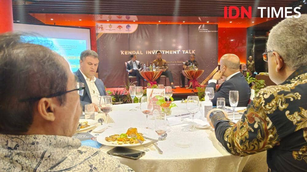 Pancing Investor, Kendal Permudah Perizinan untuk Berinvestasi