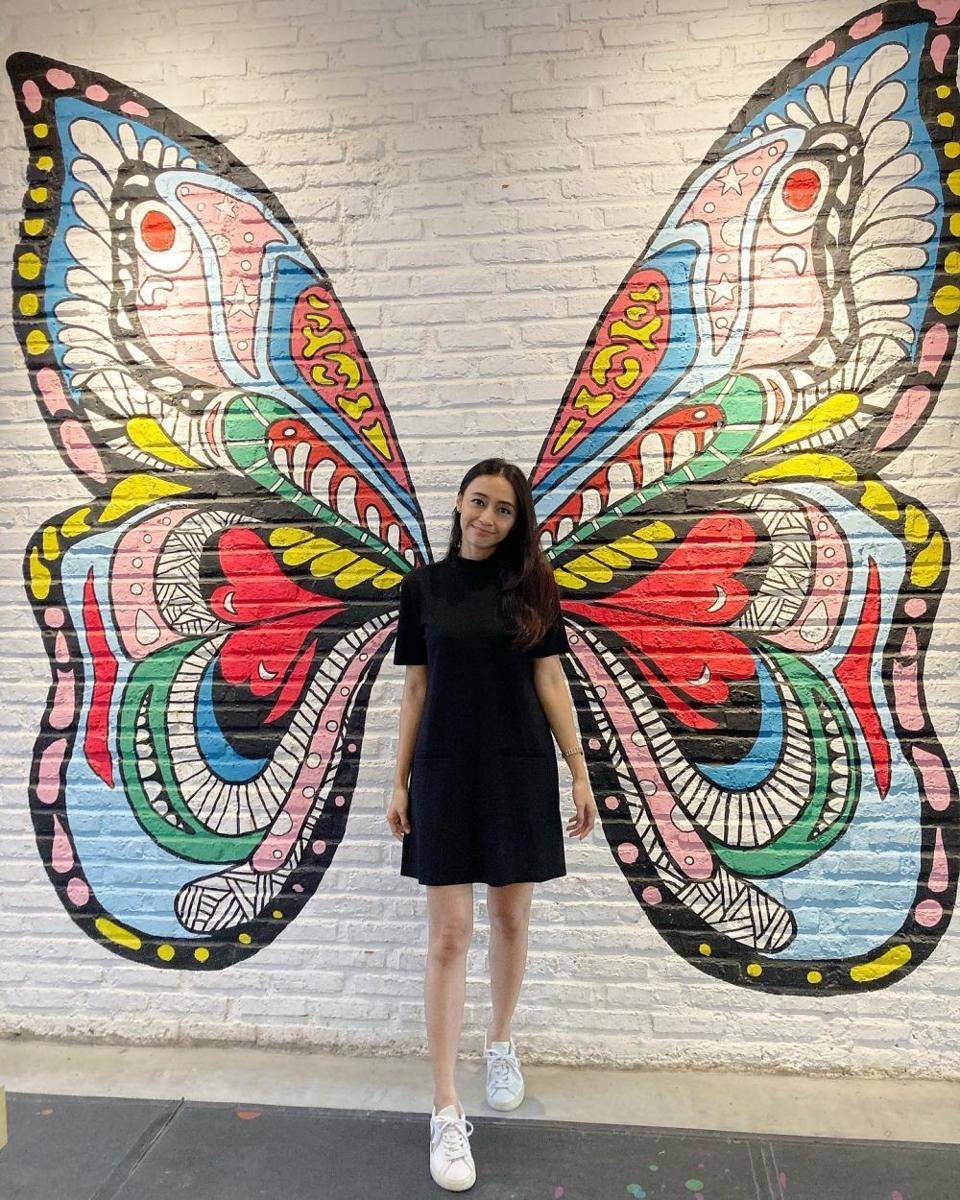 Office look ala Deasy Noviyanti (instagram.com/deasydei)