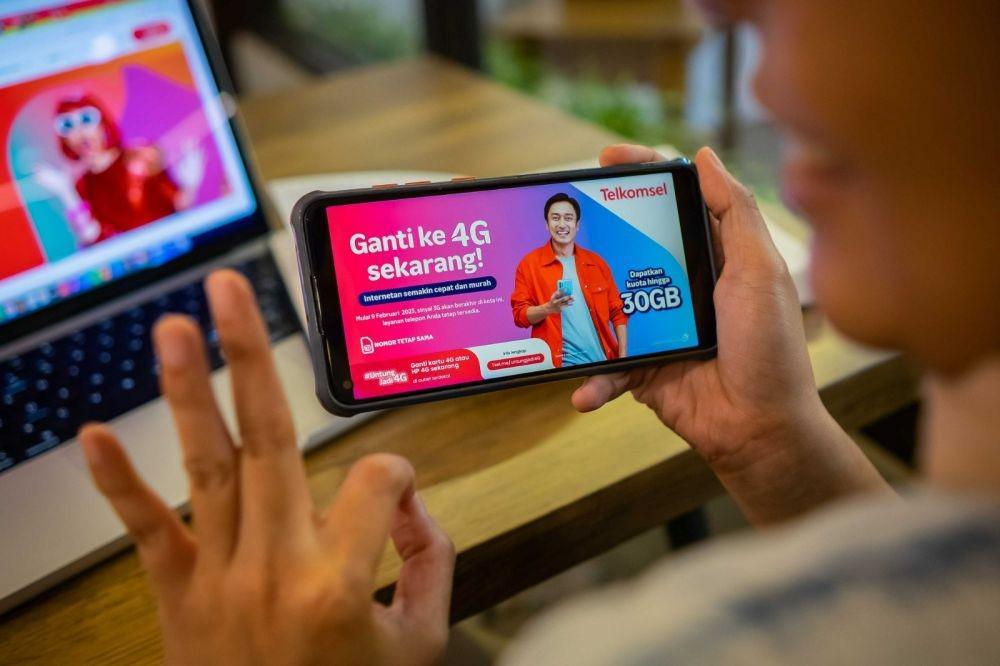 Telkomsel Upgrade  Layanan 3G ke 4G/LTE di 300 Kota/Kabupaten