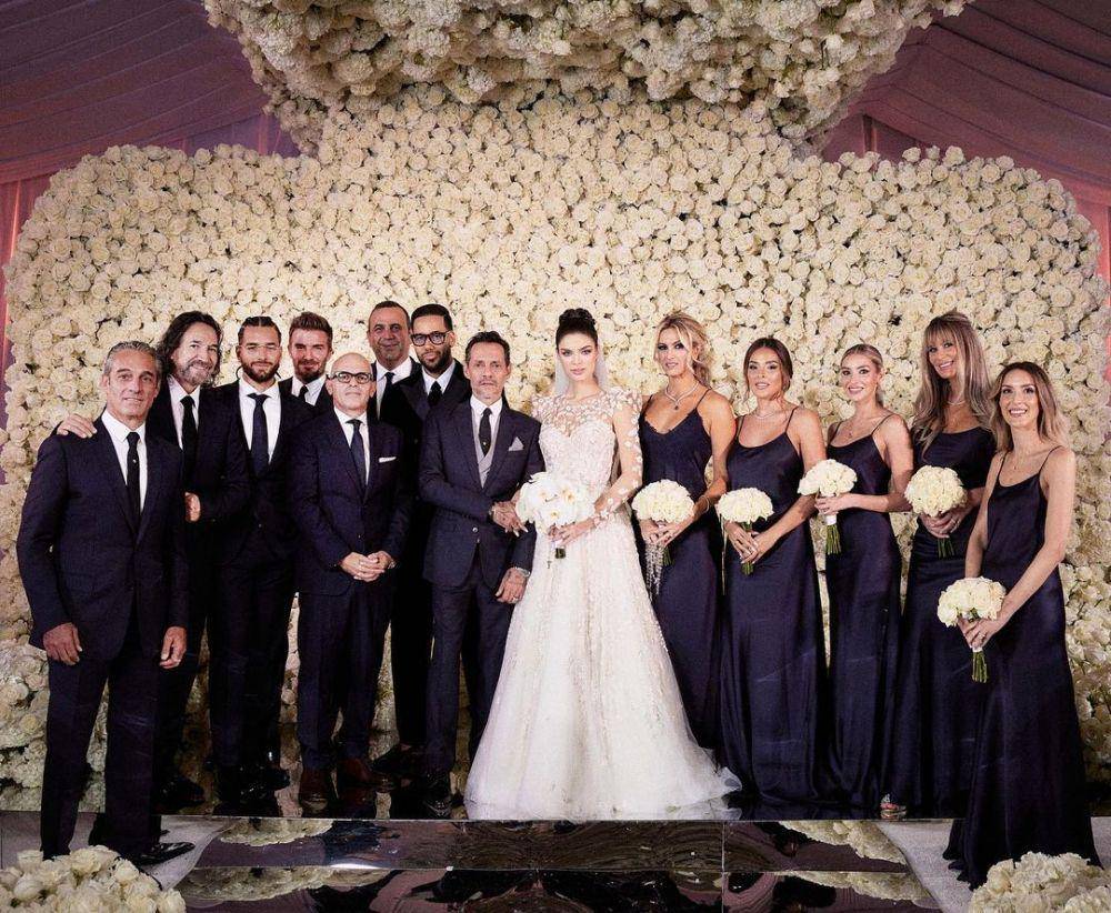 Marc-Nadia dan para pengiring pengantin. (instagram.com/nadiatferreira)
