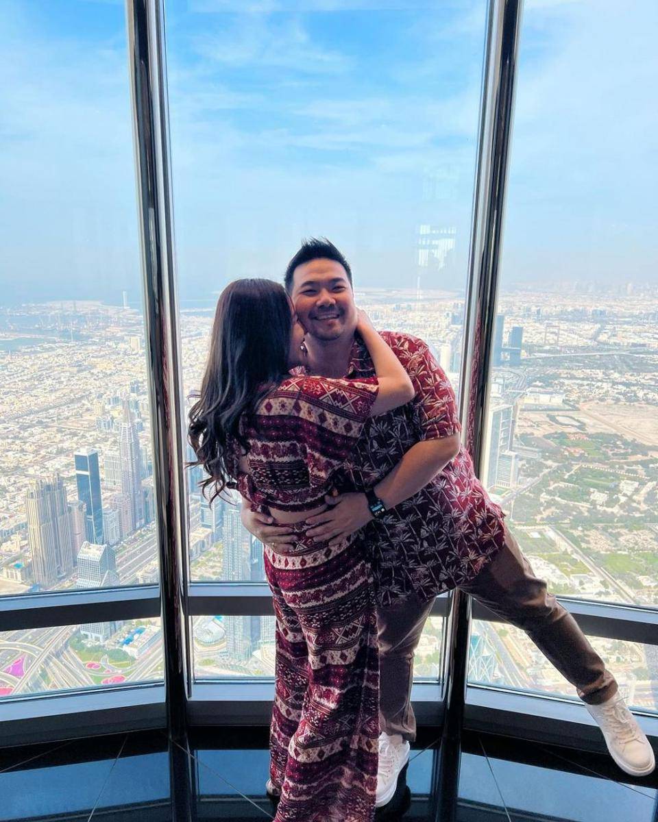 potret Nex Carlos dan sang istri (instagram.com/vienesca)